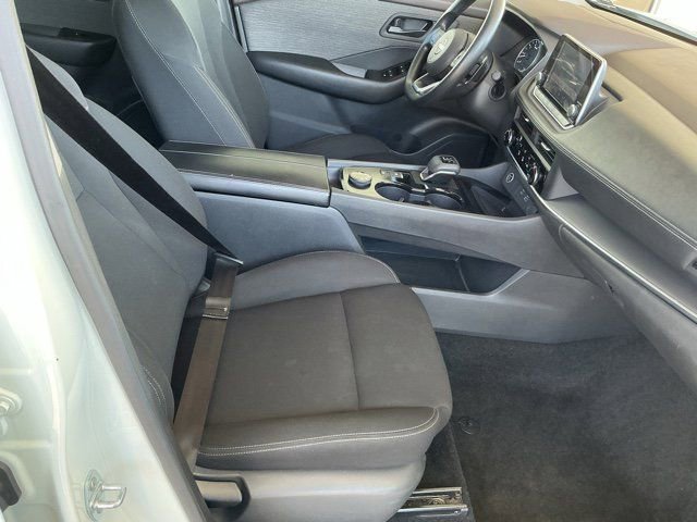 Used 2023 Nissan Rogue S AWD/4WD image 19