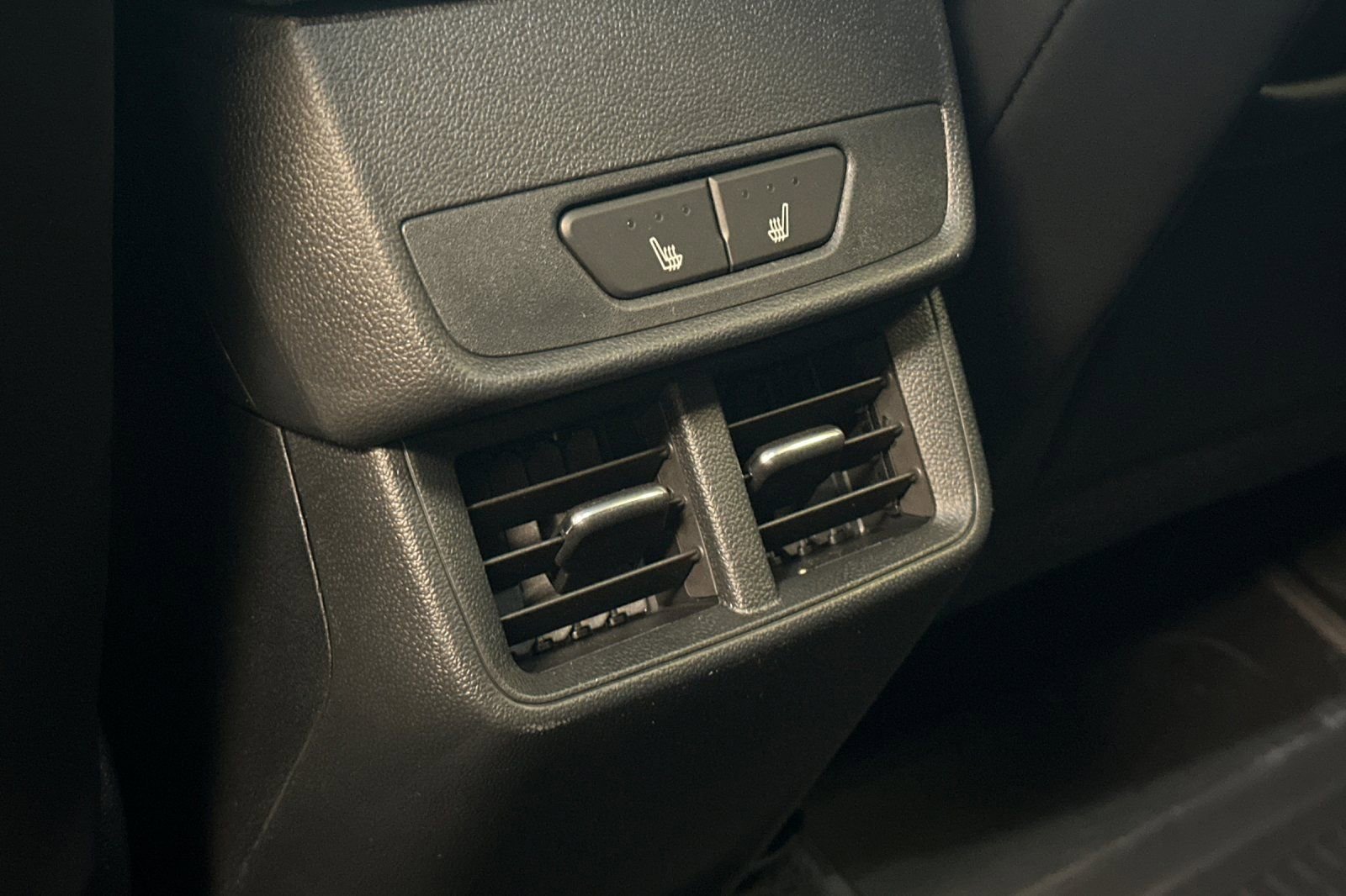 New 2026 GMC Terrain AT4 w/ Convenience Package III AWD/4WD image 13