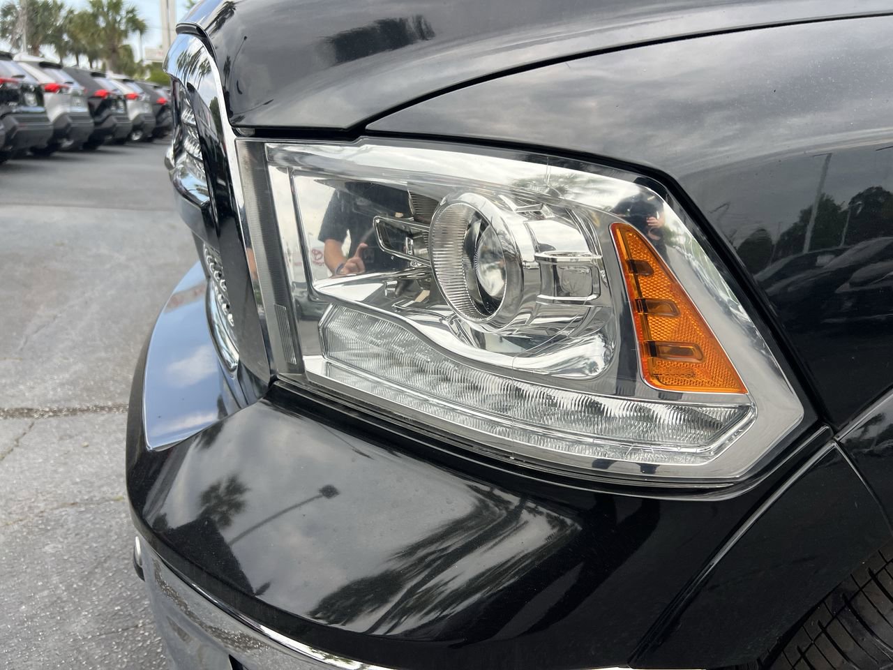 Used 2017 RAM 1500 Laramie w/ Convenience Group AWD/4WD image 6