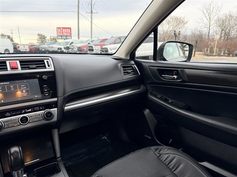 Used 2016 Subaru Legacy 2.5i Limited AWD/4WD image 27