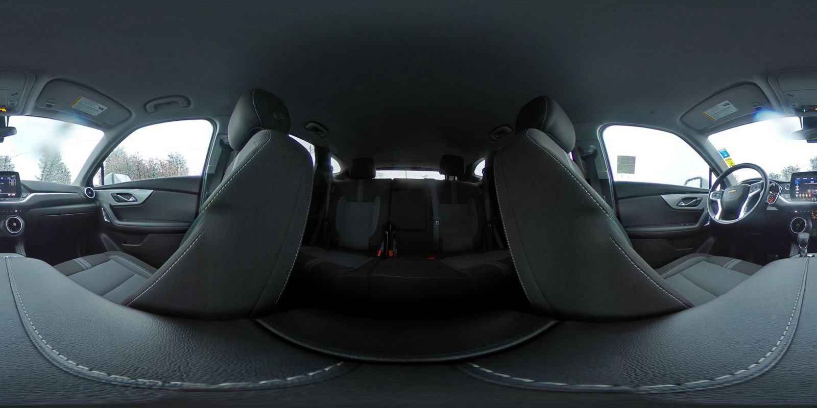 Used 2025 Chevrolet Blazer LT image 44