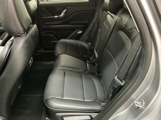 Used 2024 Lincoln Corsair Reserve image 11