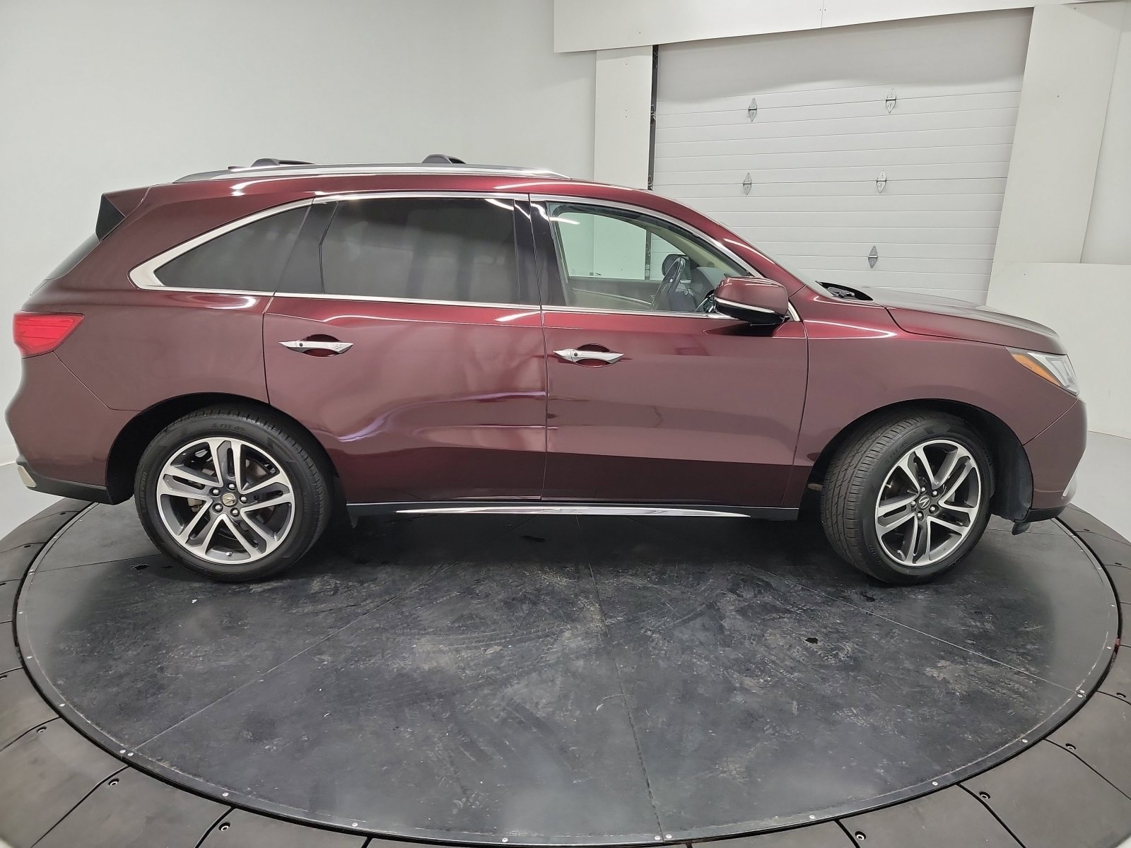 Used 2017 Acura MDX SH-AWD w/ Advance Package image 11