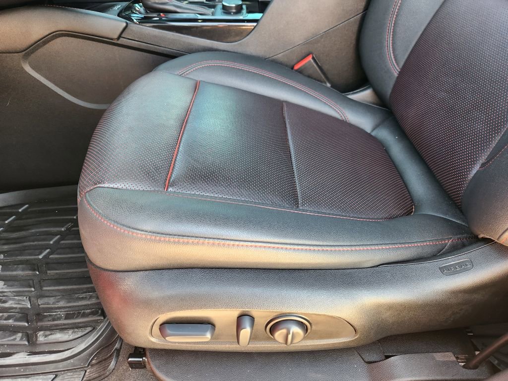 Used 2023 Chevrolet Blazer RS image 24