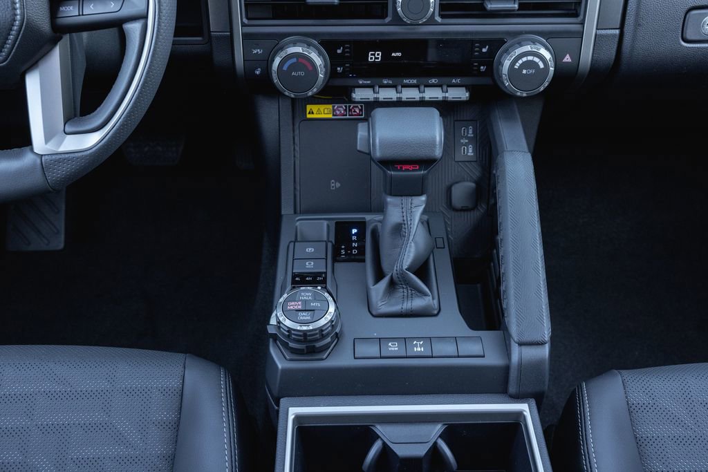 New 2026 Toyota 4Runner TRD Off-Road Premium AWD/4WD image 12