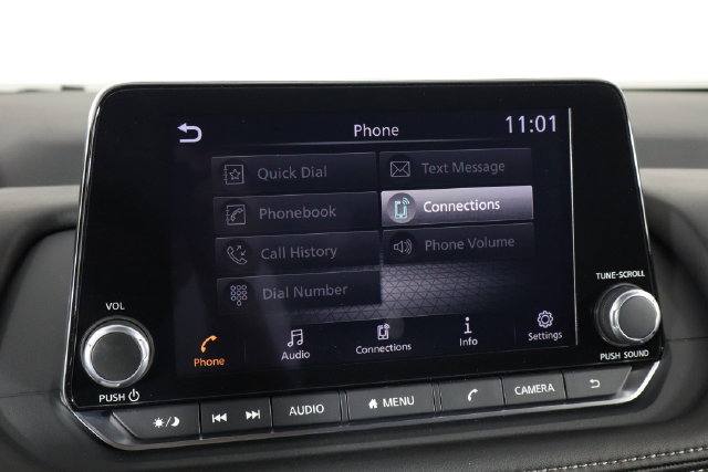 Used 2026 Nissan Rogue SV FWD image 35