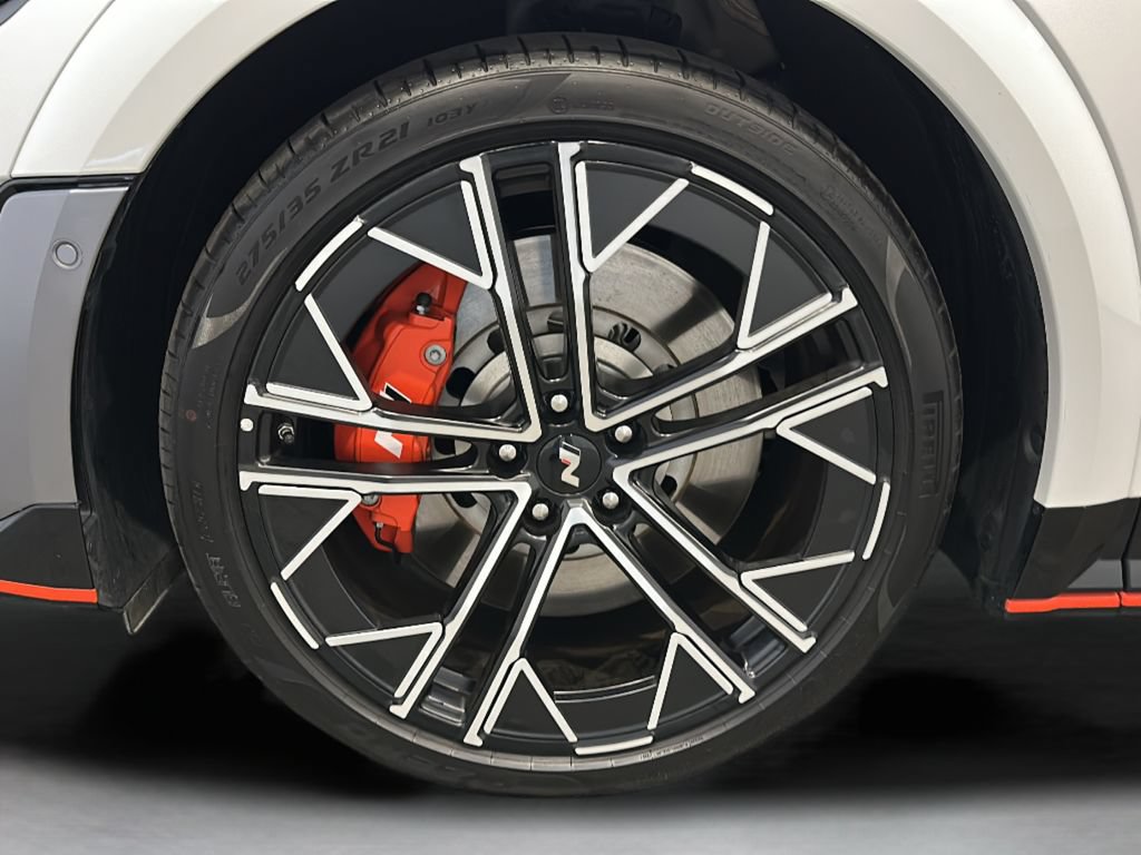 Certified 2025 Hyundai Ioniq 5 N AWD/4WD image 9