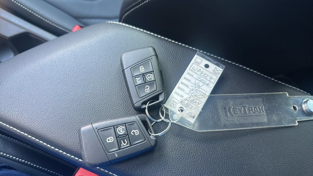 Certified 2026 Volkswagen Jetta SEL FWD image 37