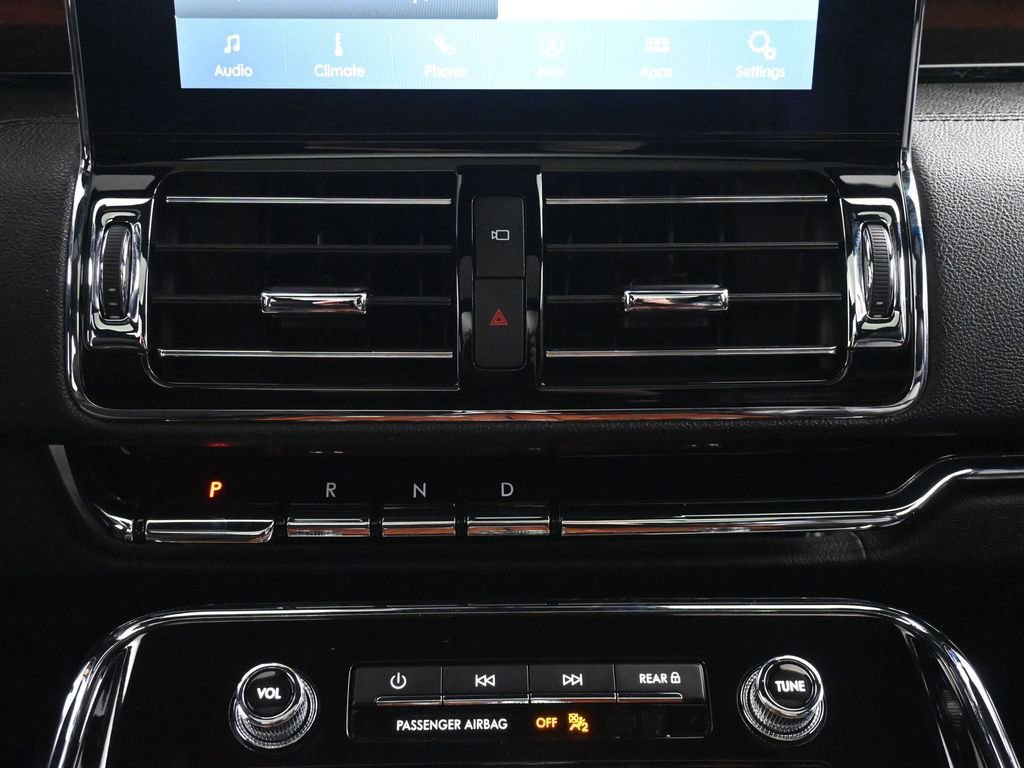 Used 2020 Lincoln Navigator Reserve w/ Luxury Package image 37