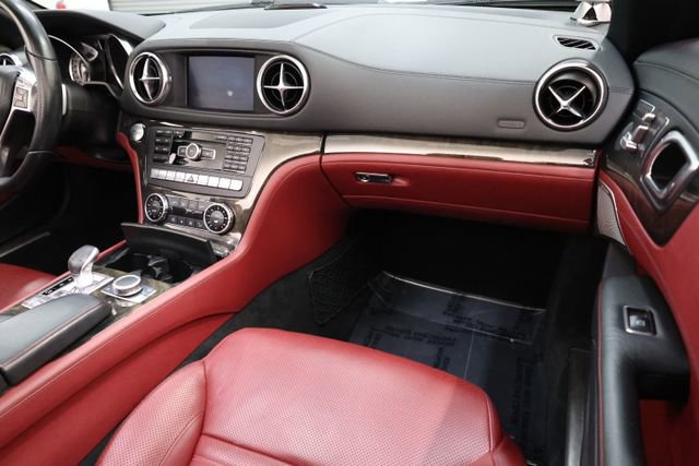 Used 2013 Mercedes-Benz SL 550 image 98