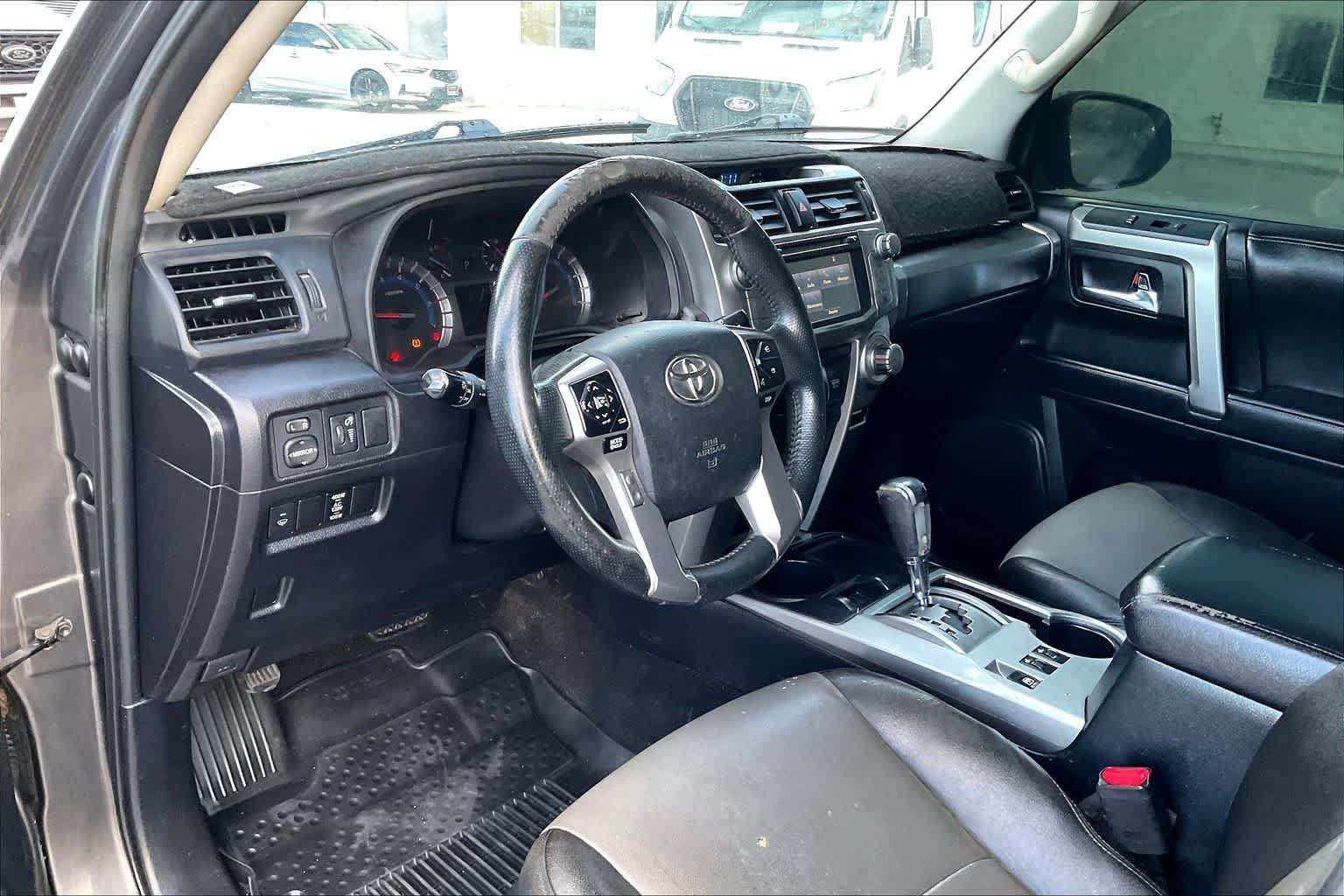 Used 2018 Toyota 4Runner SR5 Premium RWD video 2