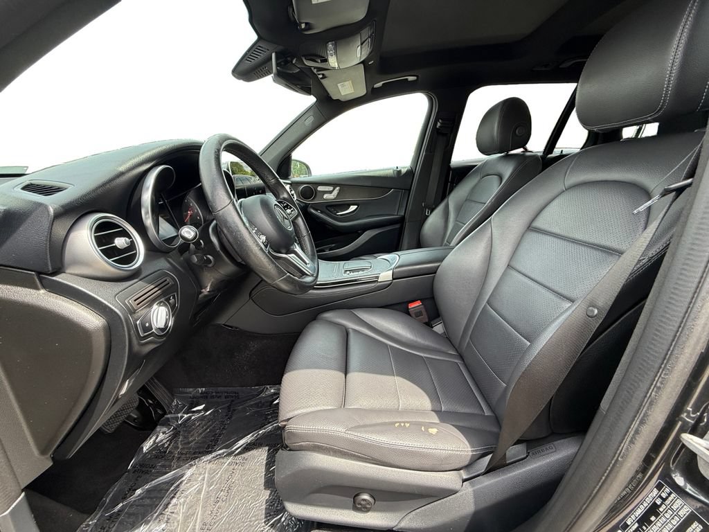 Used 2020 Mercedes-Benz GLC 300 4MATIC image 7