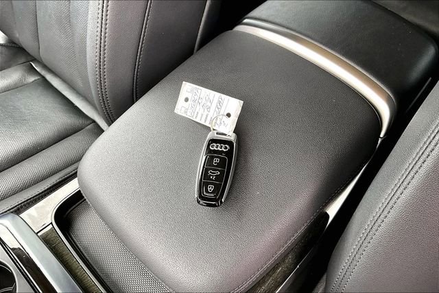 Used 2023 Audi Q7 3.0T Premium Plus w/ Premium Plus Package AWD/4WD image 10