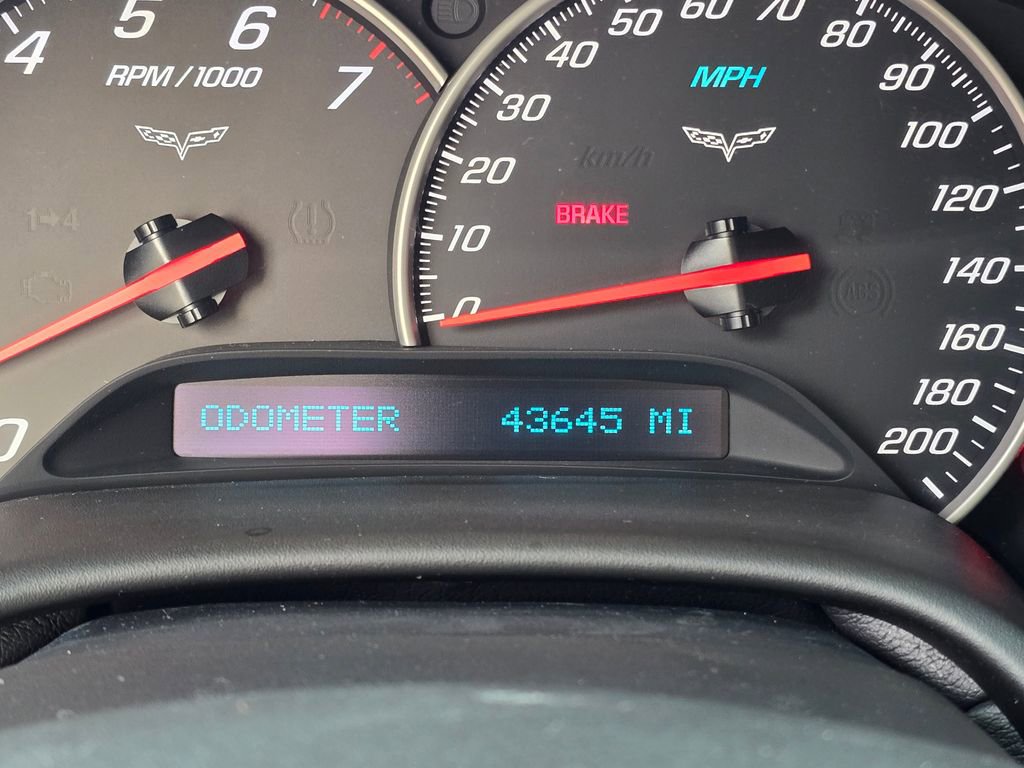 Used 2011 Chevrolet Corvette Grand Sport w/ Preferred Equipment Group image 65