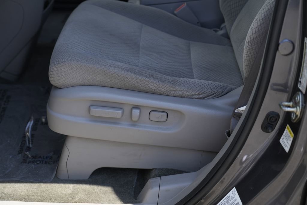 Used 2016 Honda Odyssey EX image 16