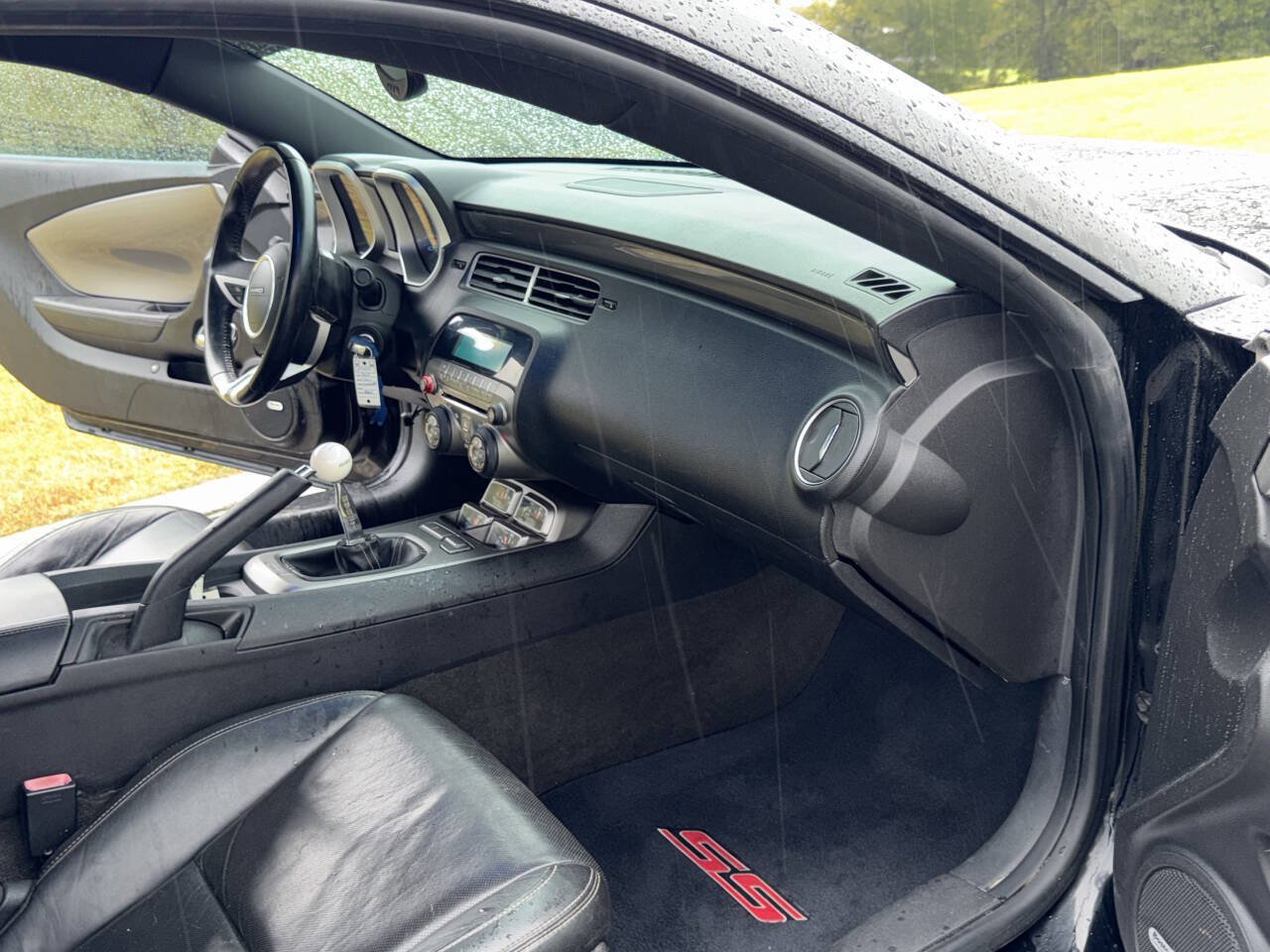 Used 2010 Chevrolet Camaro SS RWD image 31