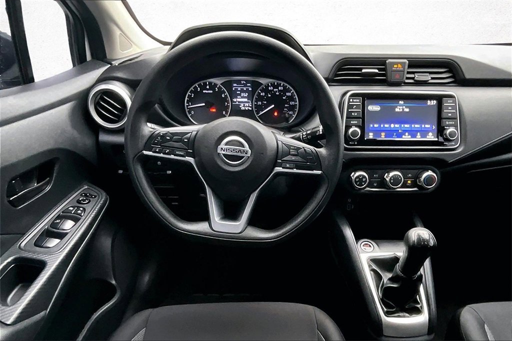 Used 2020 Nissan Versa S image 9