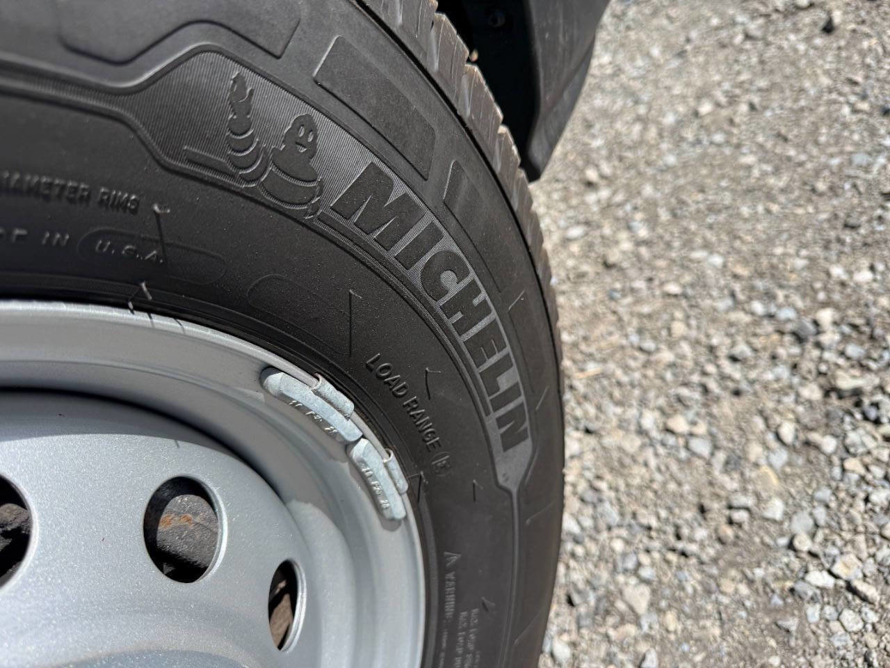 Used 2023 Ford Transit 250 Low Roof AWD image 28