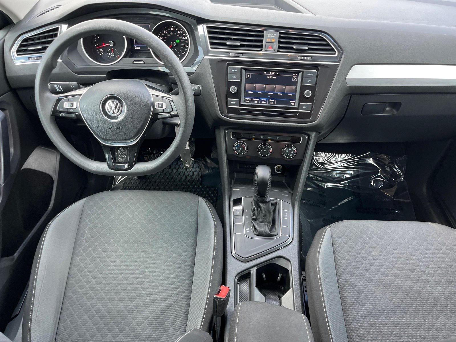 Used 2021 Volkswagen Tiguan S FWD image 12