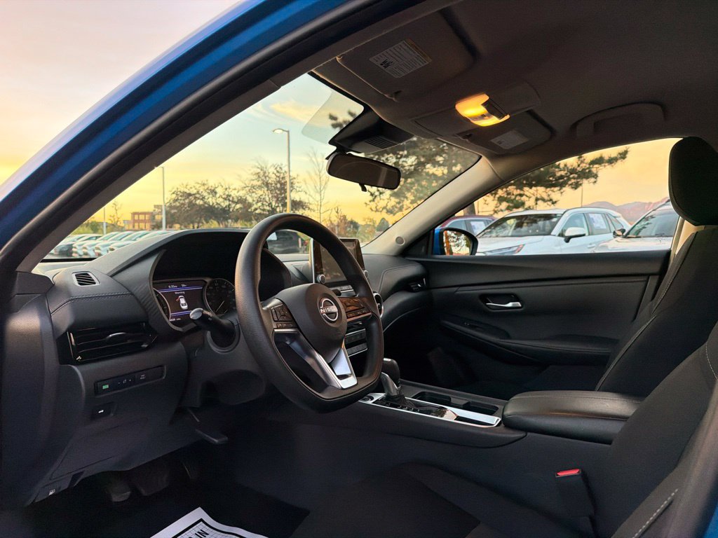 Used 2025 Nissan Sentra SV FWD image 25