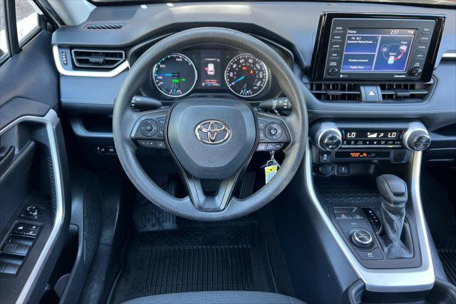 Certified 2021 Toyota RAV4 LE AWD/4WD image 15