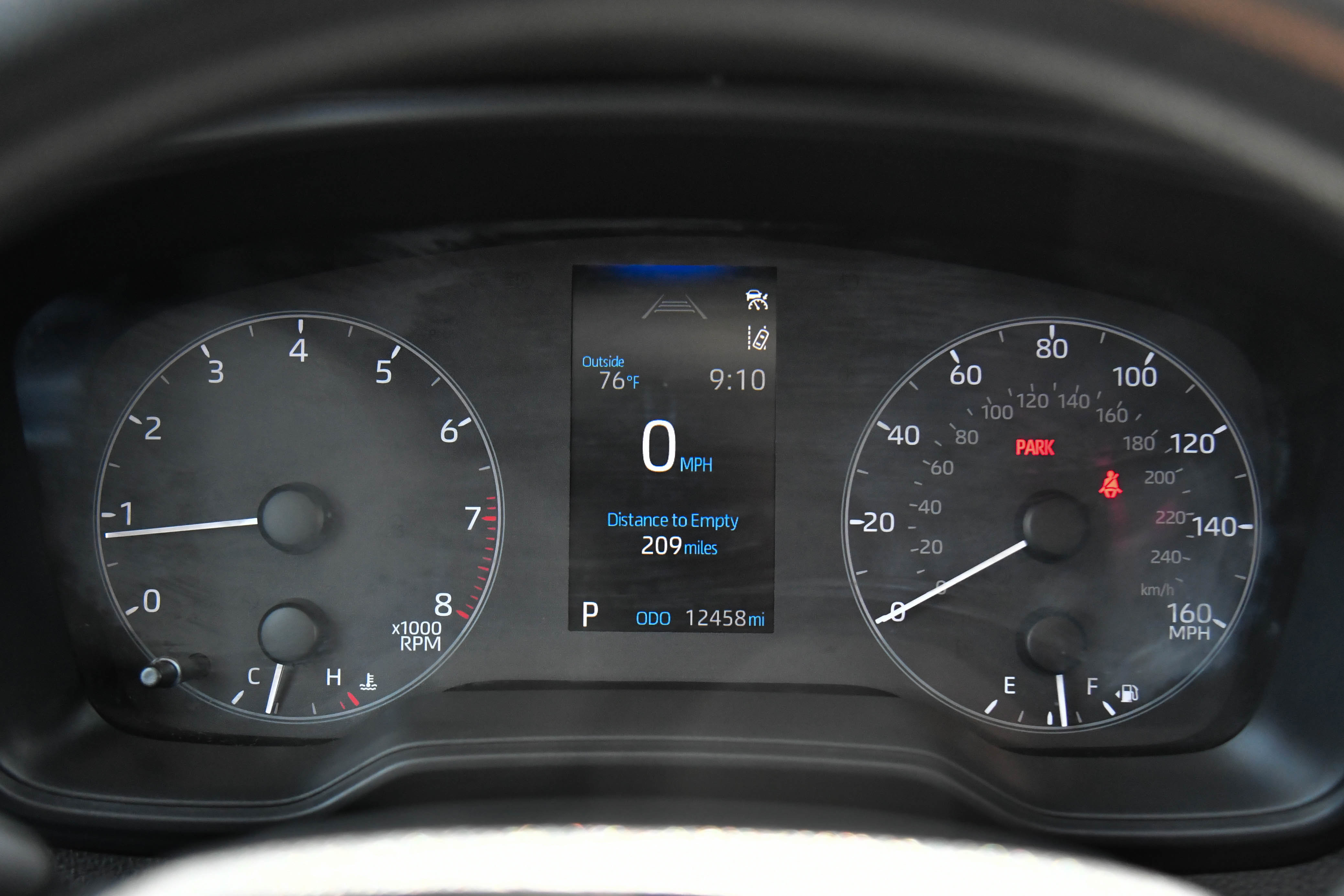 Used 2025 Toyota Corolla LE FWD image 28
