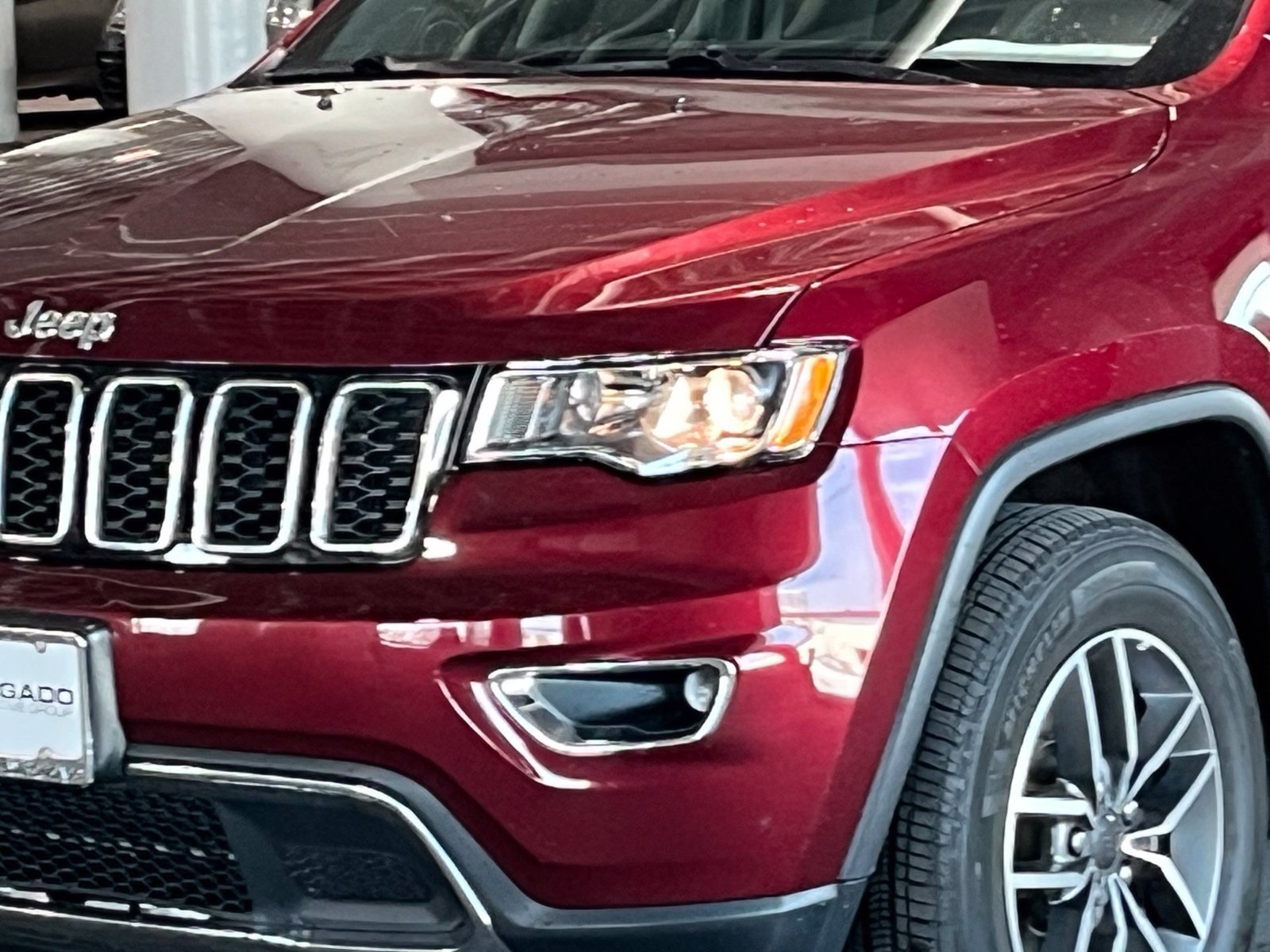 Used 2022 Jeep Grand Cherokee Limited AWD/4WD image 5