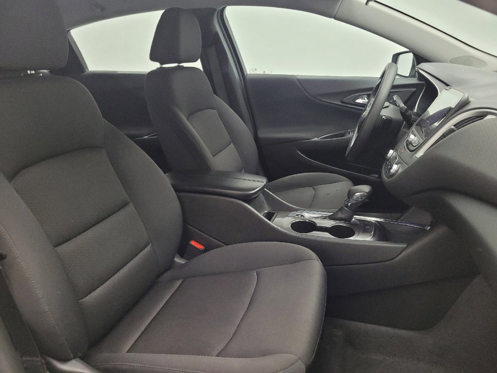 Used 2022 Chevrolet Malibu LT image 21