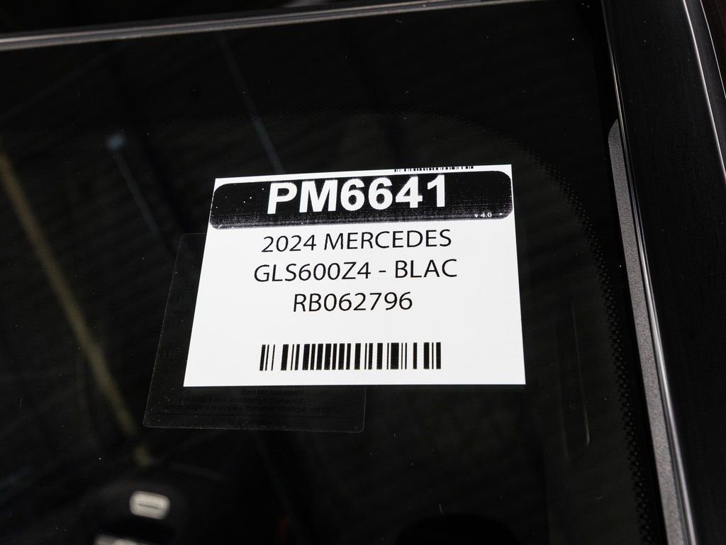 Used 2024 Mercedes-Benz Maybach GLS 600 4MATIC image 42
