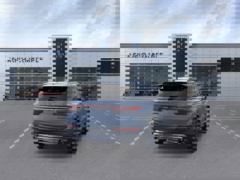 New 2026 Lincoln Corsair Premiere image 8