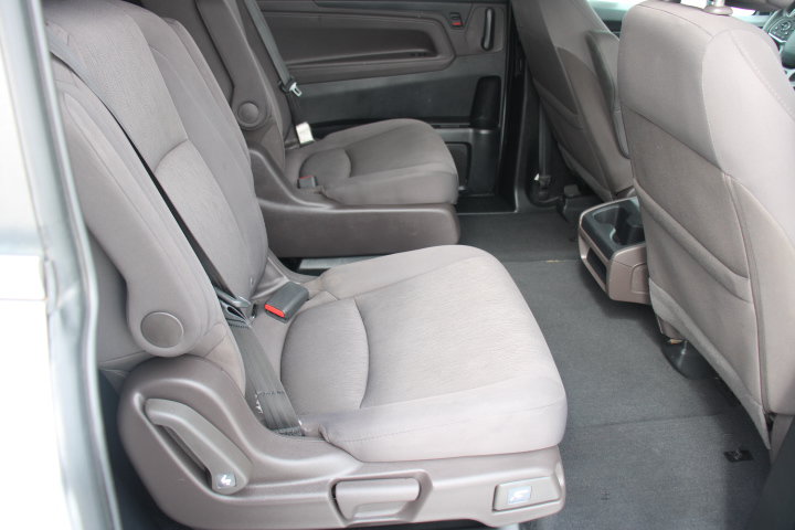 Used 2019 Honda Odyssey EX image 16