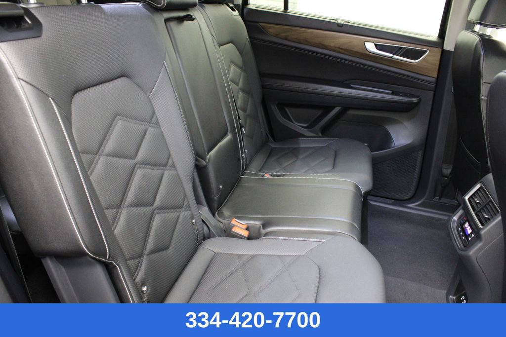 Certified 2025 Volkswagen Atlas SE image 20