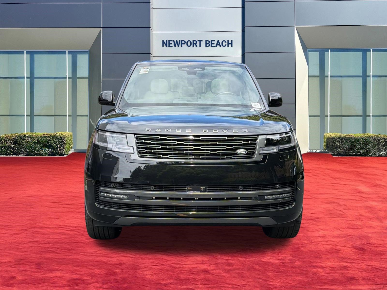 New 2026 Land Rover Range Rover Long Wheelbase SE image 7