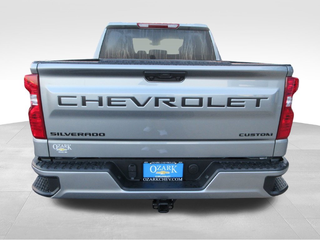 New 2026 Chevrolet Silverado 1500 Custom w/ Turbomax Blackout Package AWD/4WD image 4