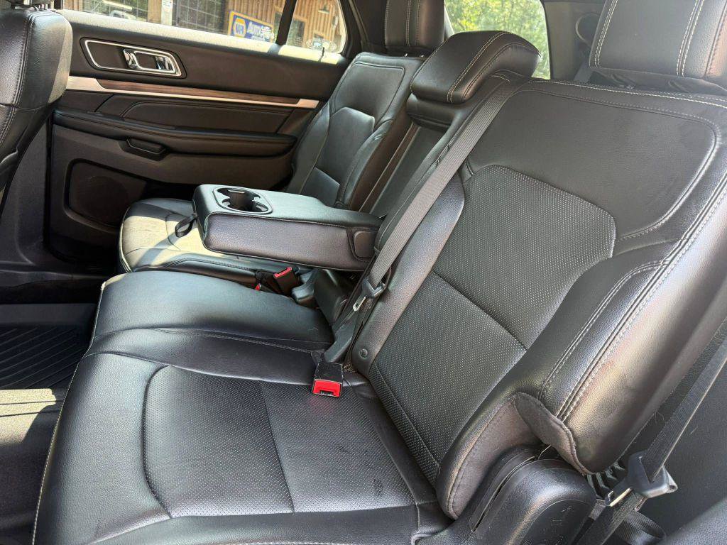 Used 2018 Ford Explorer Limited FWD image 26