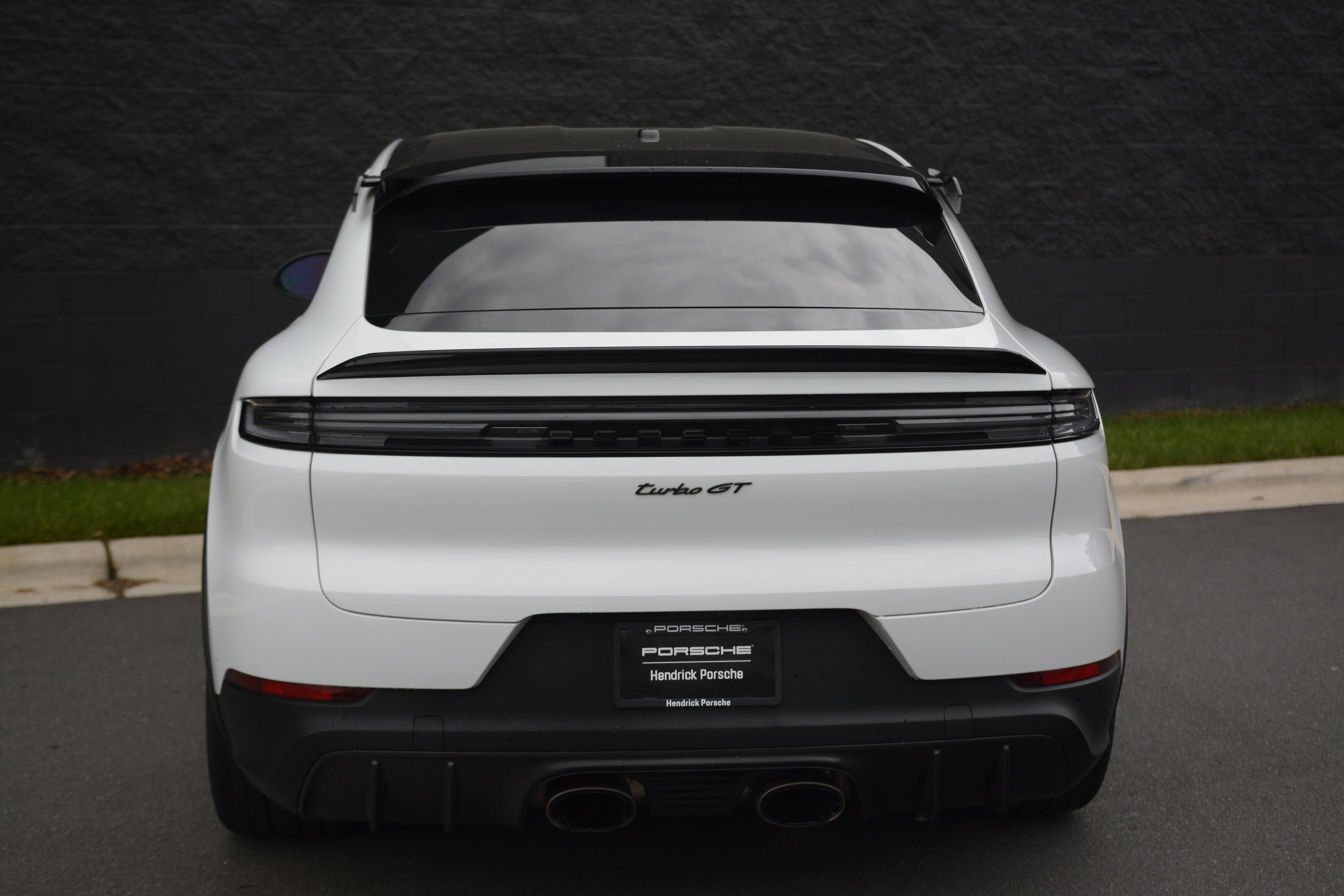 Certified 2024 Porsche Cayenne Turbo GT AWD/4WD image 6