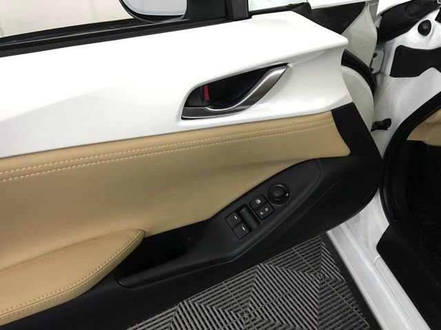 Used 2025 MAZDA MX-5 Miata Grand Touring w/ Weather Package image 36