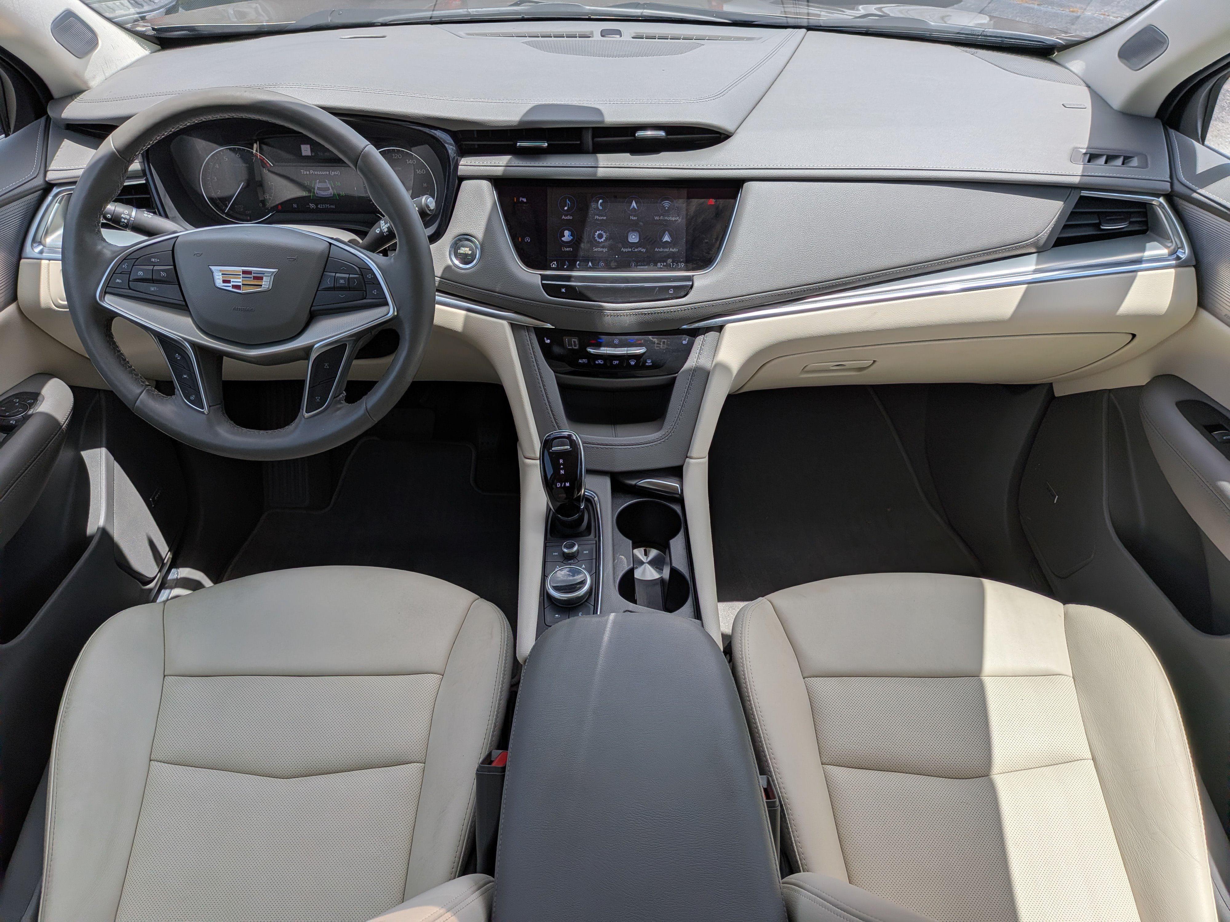 Certified 2023 Cadillac XT5 Premium Luxury FWD image 13