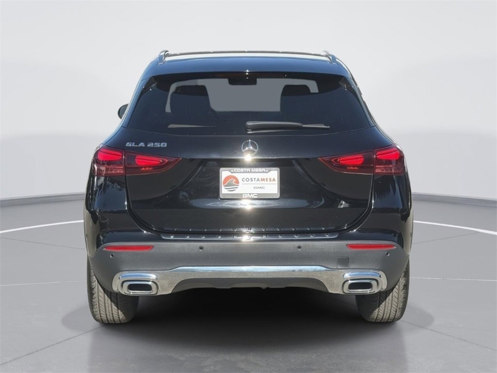 Used 2025 Mercedes-Benz GLA 250 image 4