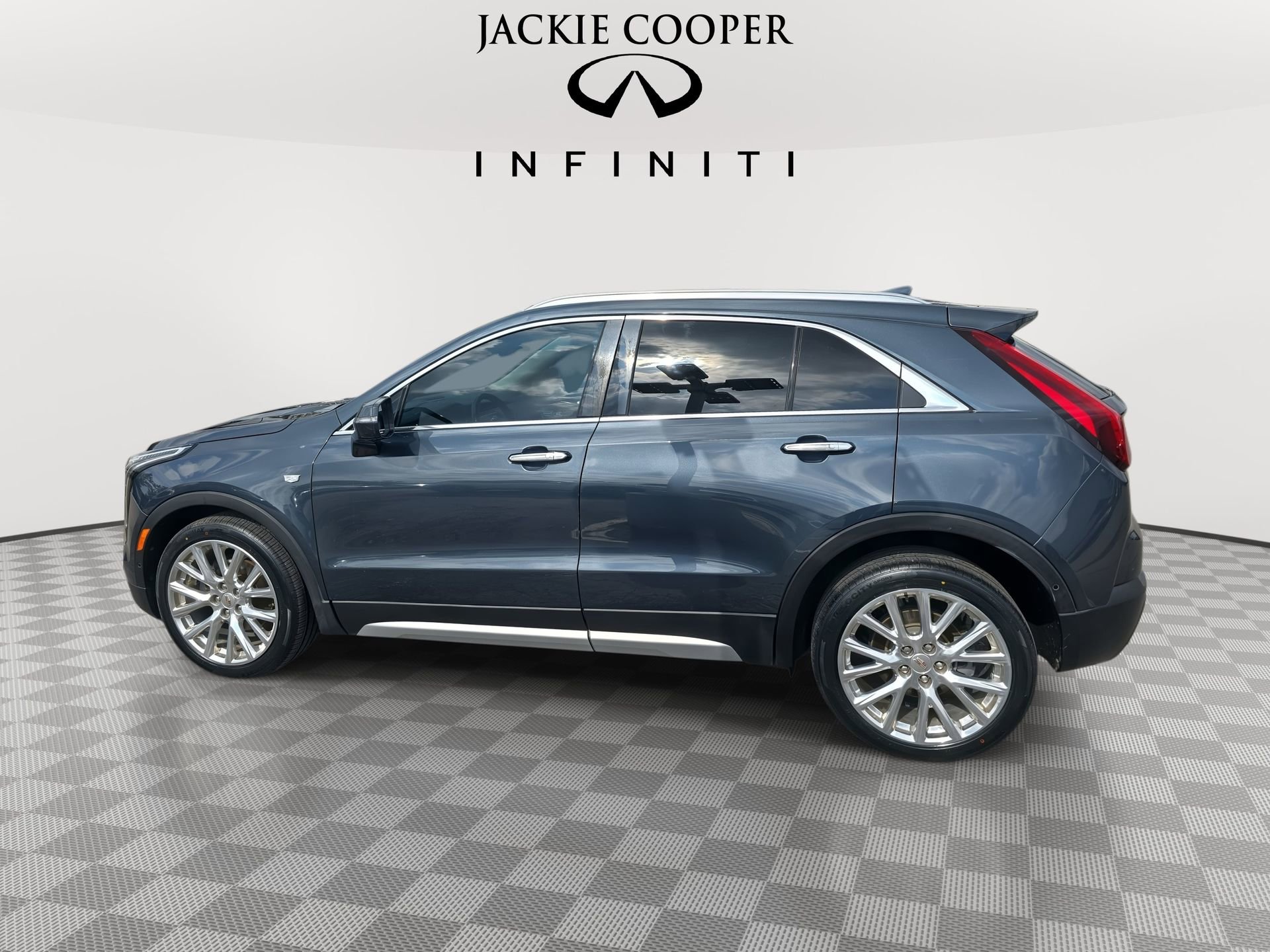 Used 2019 Cadillac XT4 Premium Luxury image 8