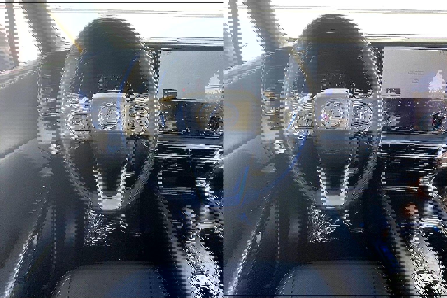 Used 2023 Lexus RX 350 Premium w/ Accessory Package image 6