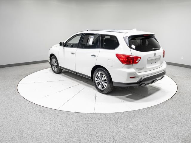 Used 2020 Nissan Pathfinder S AWD/4WD image 32