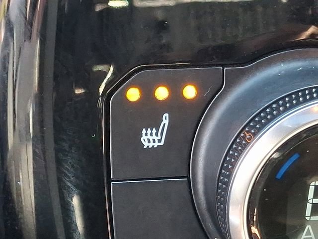 Used 2023 Toyota Highlander XSE image 25