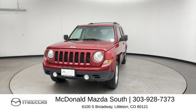 Used 2015 Jeep Patriot Latitude AWD/4WD image 7