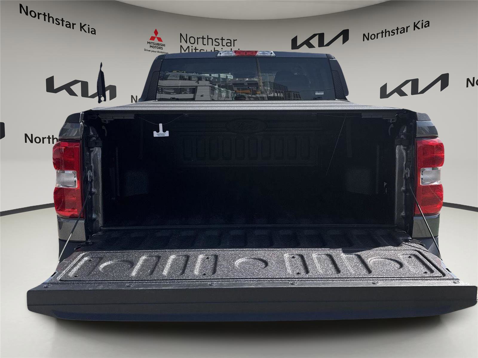 Used 2025 Ford Maverick XLT w/ XLT Luxury Package image 9