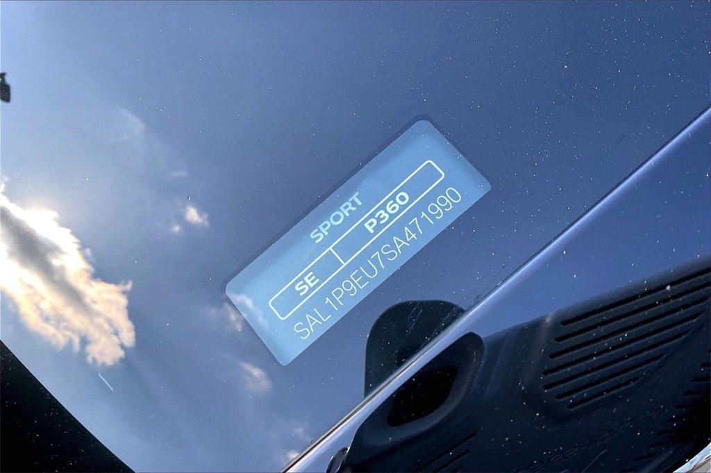 Certified 2025 Land Rover Range Rover Sport SE image 24