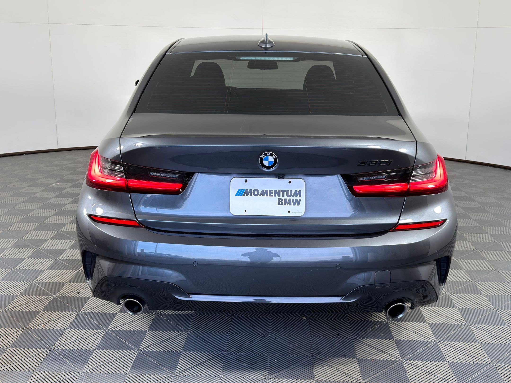 Used 2021 BMW 330i Sedan w/ M Sport Package image 8