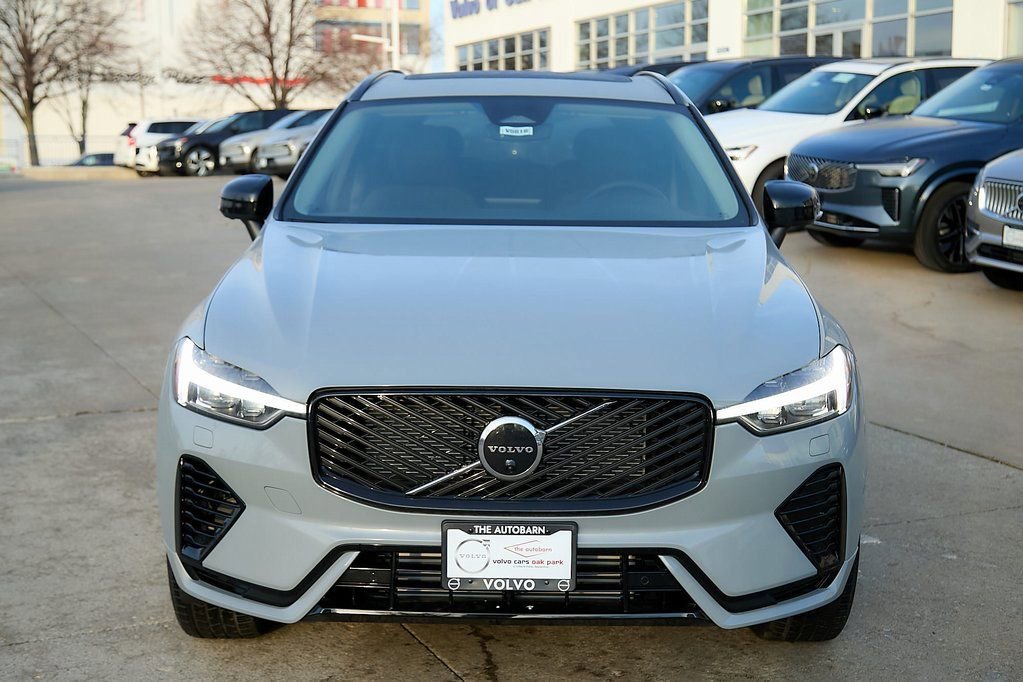 New 2026 Volvo XC60 T8 Plus w/ Protection Package Premier image 5
