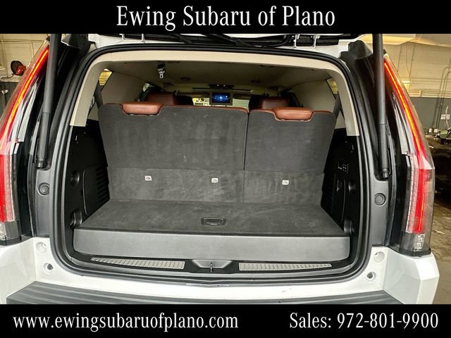 Used 2020 Cadillac Escalade Premium Luxury RWD image 29