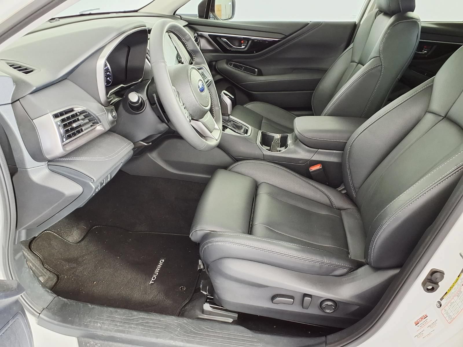 Certified 2025 Subaru Outback Touring AWD/4WD image 11